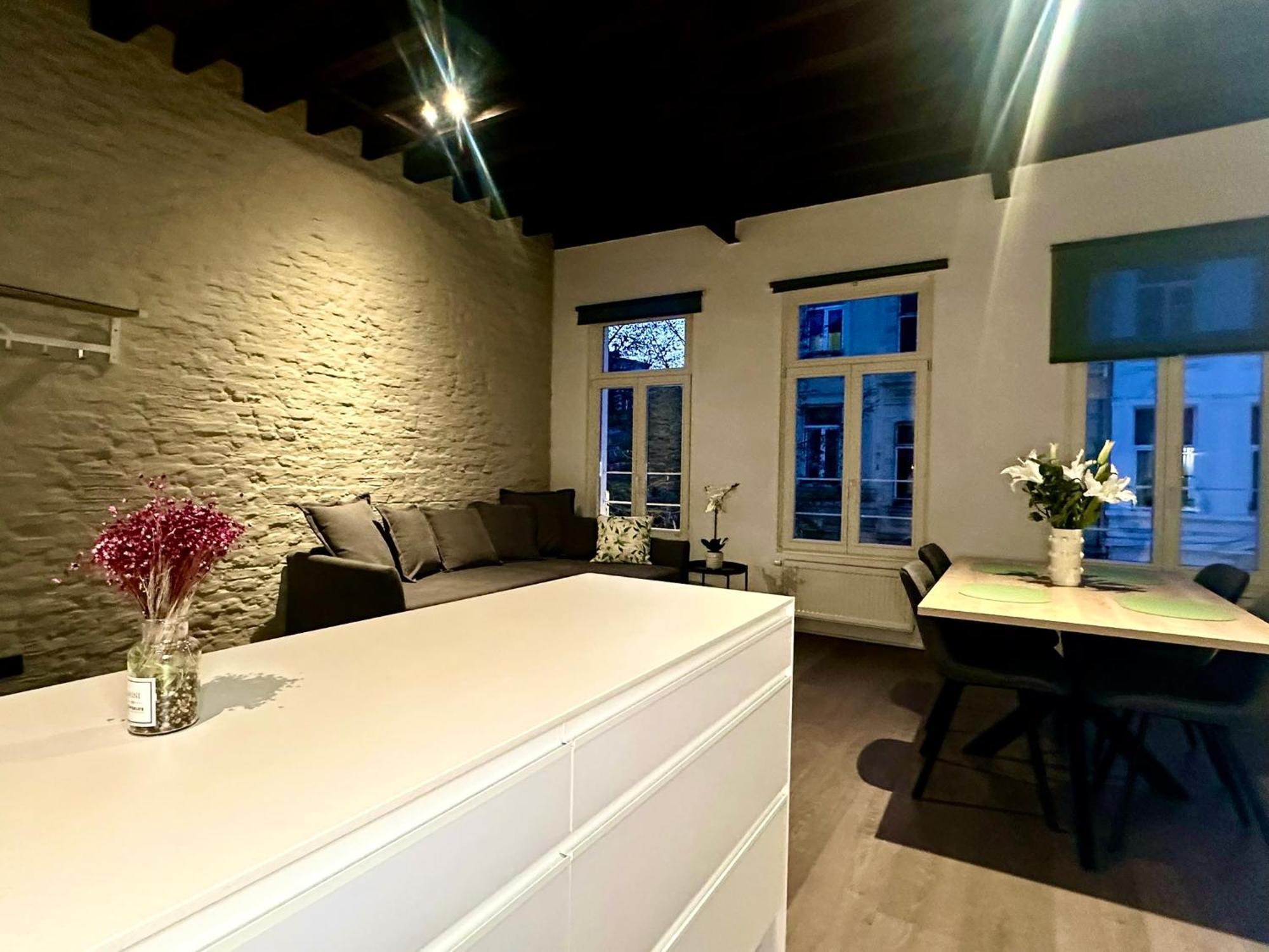 Luxury Suites Princess By Rikas Hotels Antwerpen Buitenkant foto