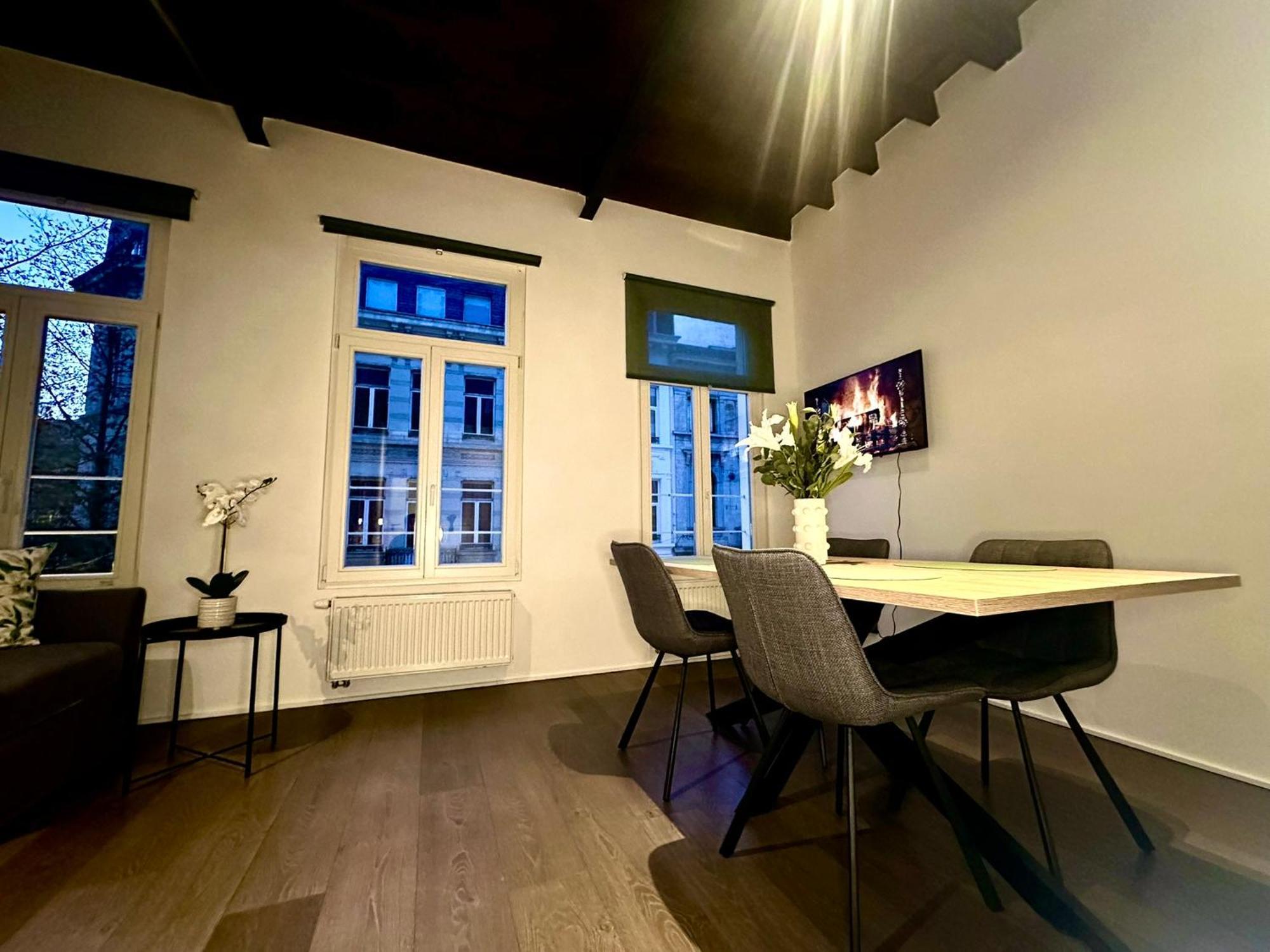 Luxury Suites Princess By Rikas Hotels Antwerpen Buitenkant foto